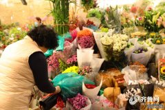 妇女节来啦！济南花卉市场鲜花持续热销